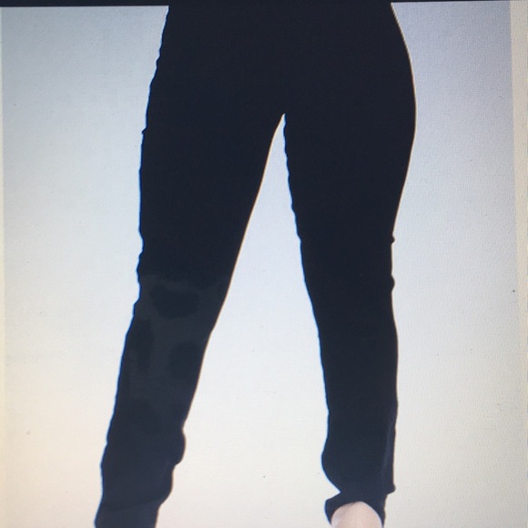 Plus Size Ripped Jeans - Picture 3 of 6